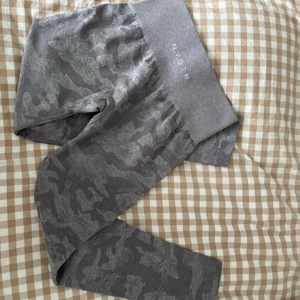 NVGTN Gray Camo Leggings